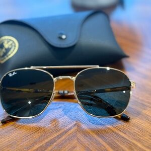 Ray-Ban Aviator Sunglasses